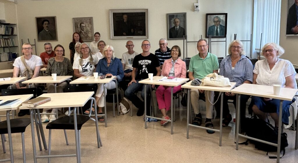 Keelekohvik Urmas Vadiga Tartu ülikoolis 12.08.2025 Foto: Sirle Sööt