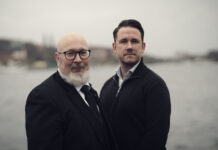 Patrik Oksanen, Andreas Edevald, författarna till boken Den sista lögnen (2026). Foto: Emil Fagander.